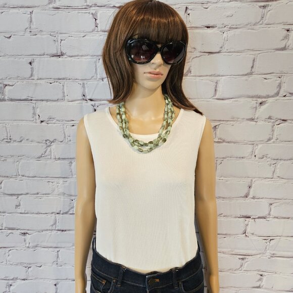 STATEMENT NECKLACE - Jade-like with 3 strands, clasp - Picture 2 of 4